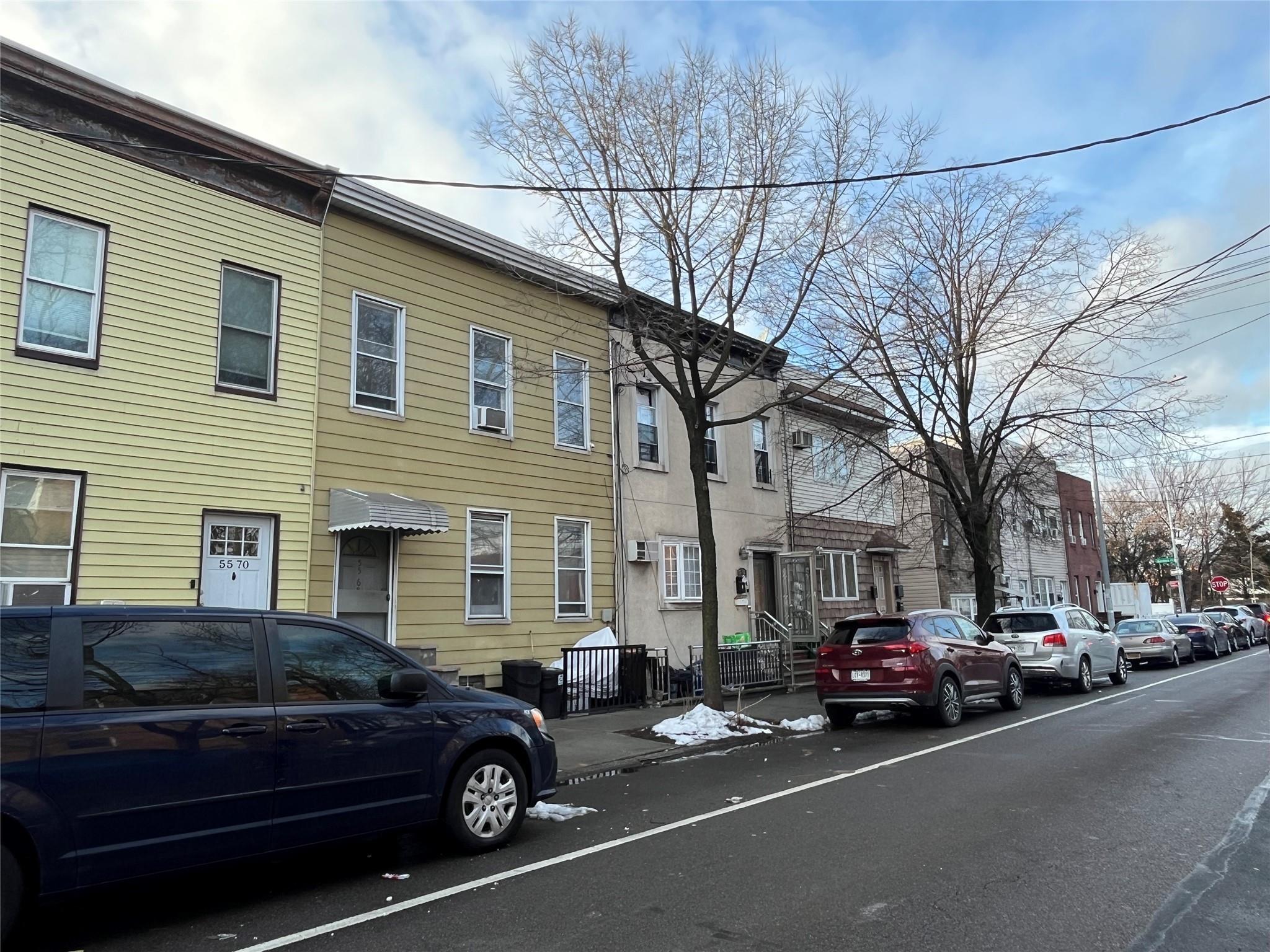 Single Family 61st  Queens, NY 11378, MLS-824452-5