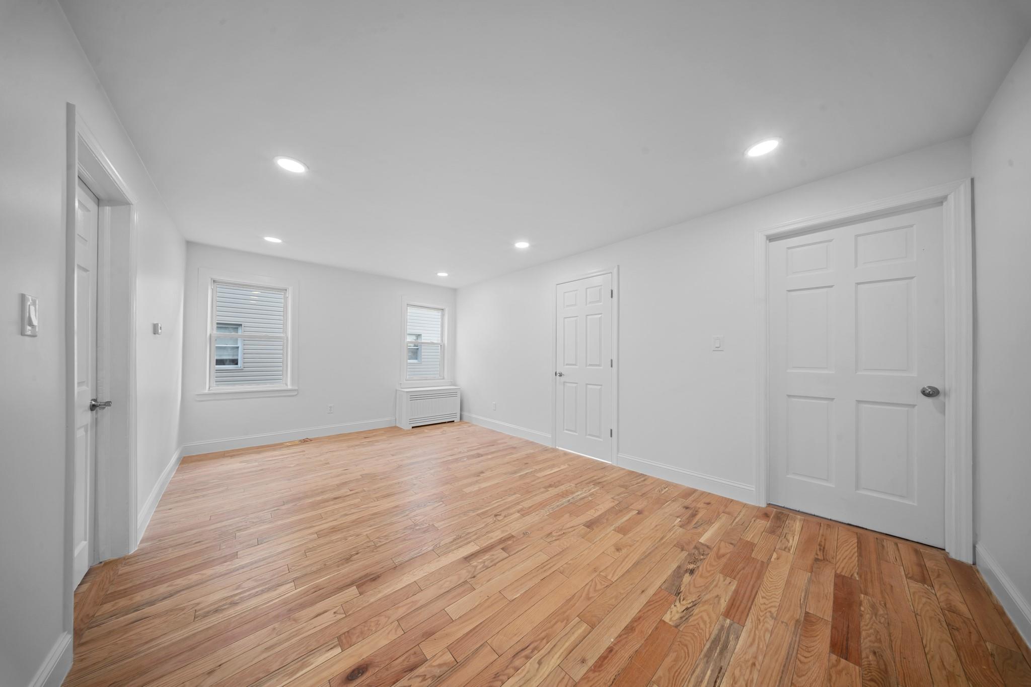 Single Family Parma  Nassau County, NY 11558, MLS-824453-5