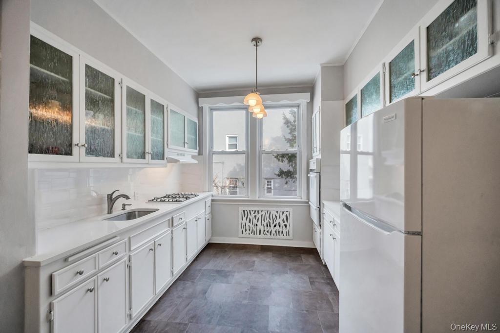 Single Family 67th Road Queens, NY 11379, MLS-824466-10