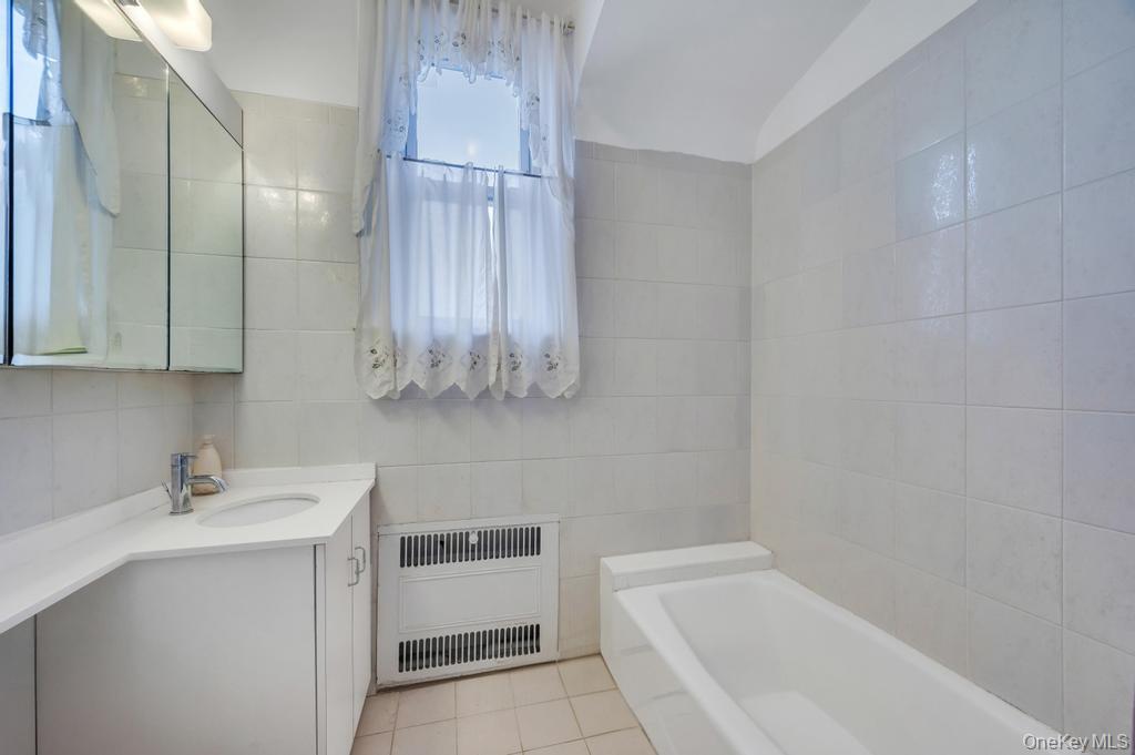 Single Family 67th Road Queens, NY 11379, MLS-824466-12