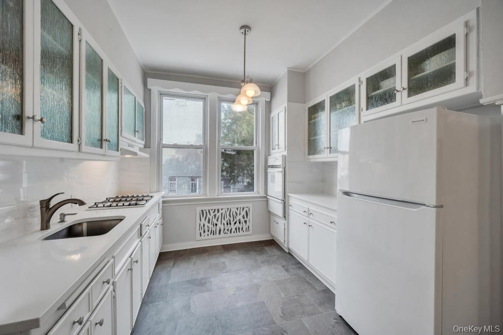 Single Family 67th Road Queens, NY 11379, MLS-824466-9