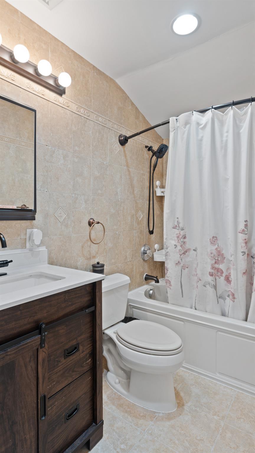 Single Family Whaley  Nassau County, NY 11714, MLS-824519-15