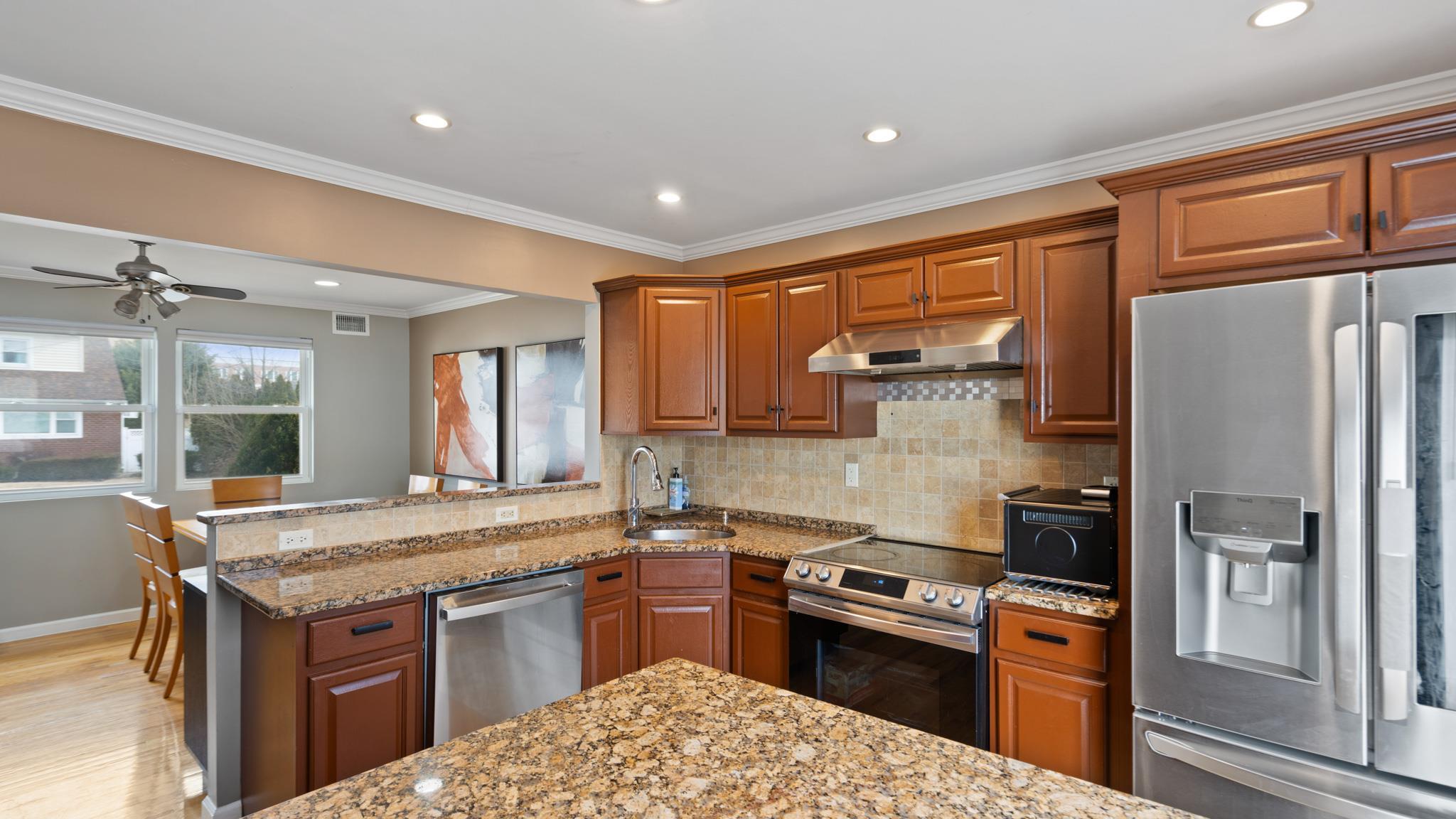 Single Family Whaley  Nassau County, NY 11714, MLS-824519-6