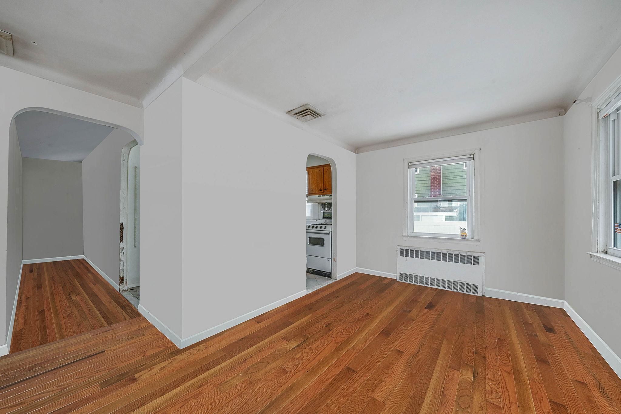 Single Family Vinton  Nassau County, NY 11561, MLS-824521-9