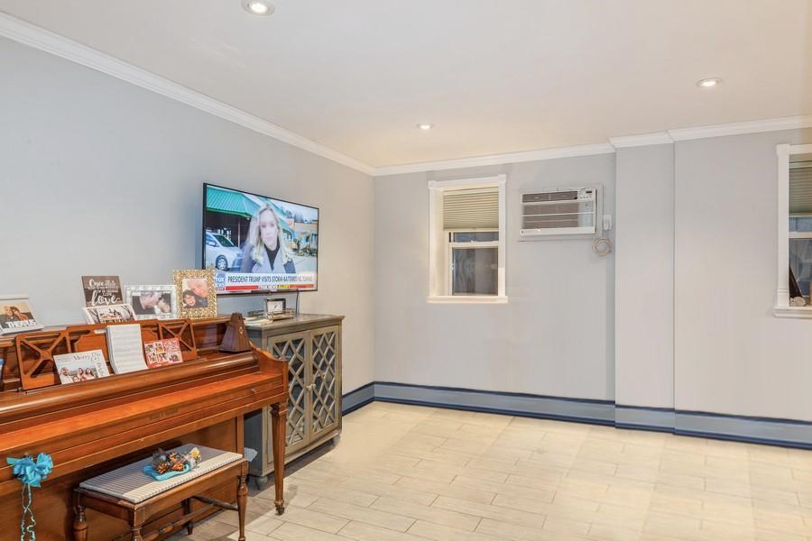 Single Family 45th Street  Queens, NY 11103, MLS-824543-28