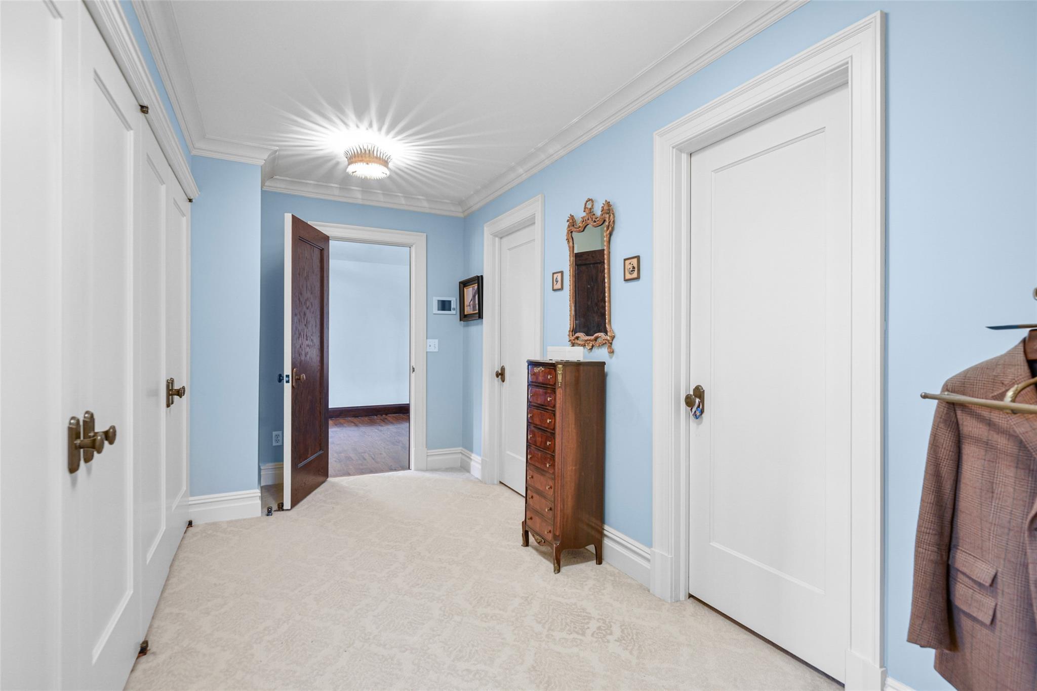 Single Family Murray Hill  Westchester County, NY 10583, MLS-824564-20