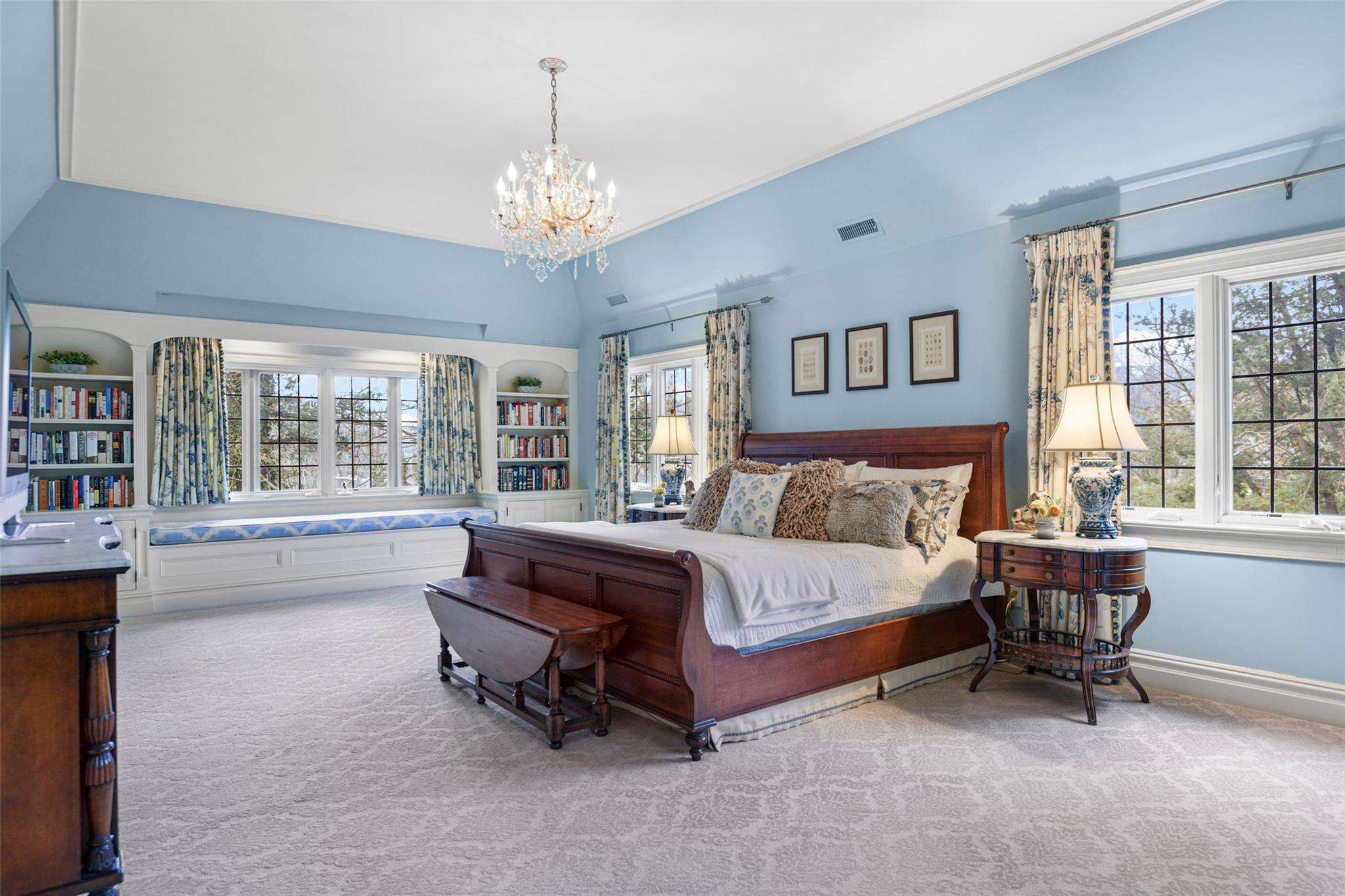 Single Family Murray Hill  Westchester County, NY 10583, MLS-824564-21