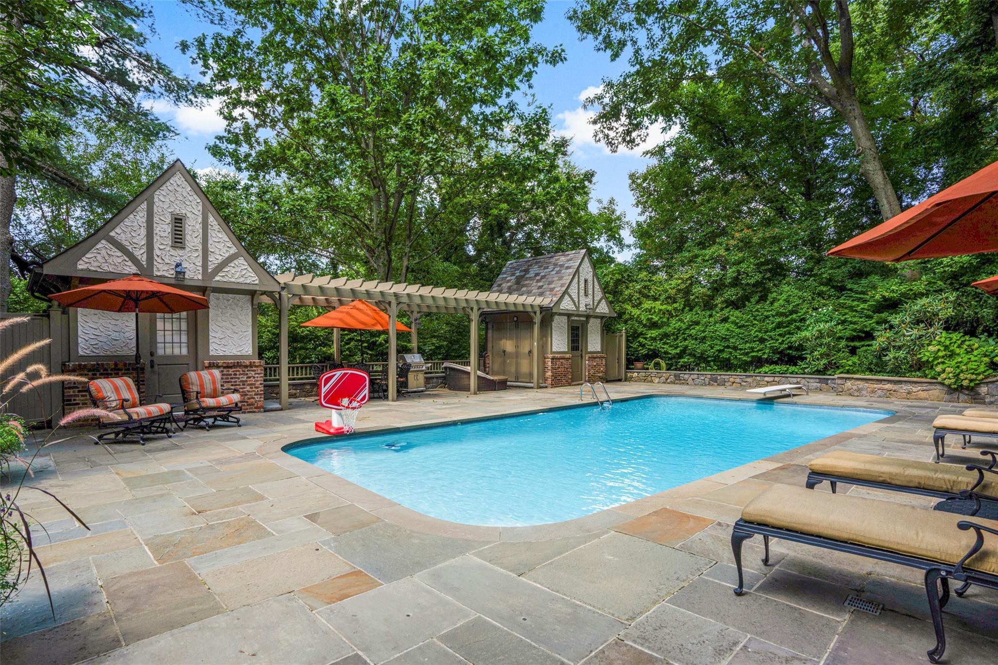 Single Family Murray Hill  Westchester County, NY 10583, MLS-824564-42
