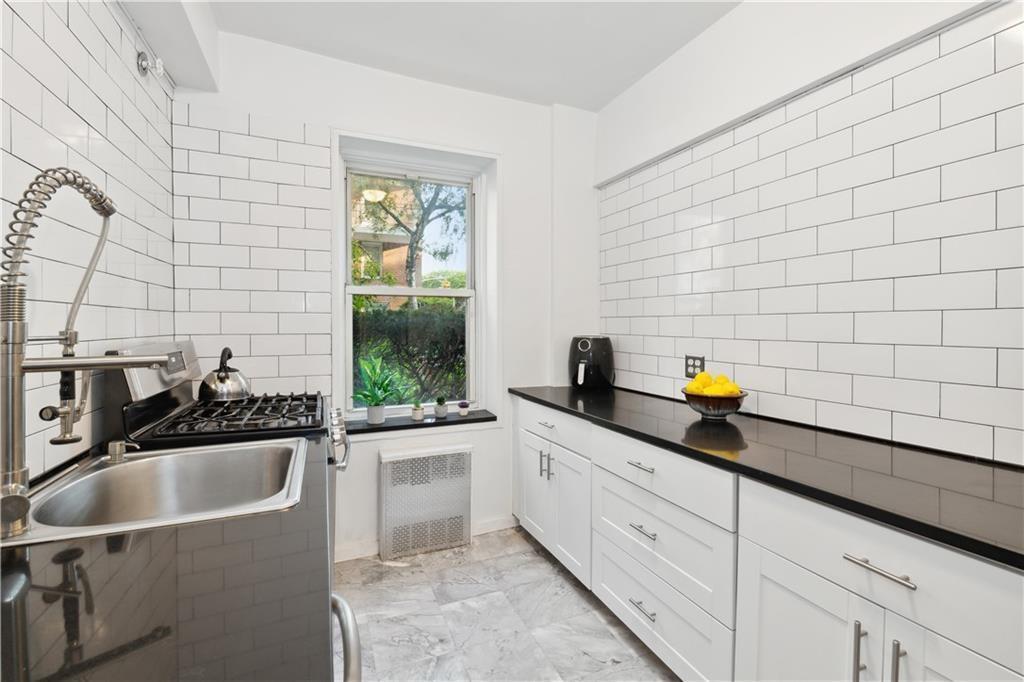 Coop Shore  Brooklyn, NY 11209, MLS-824624-2