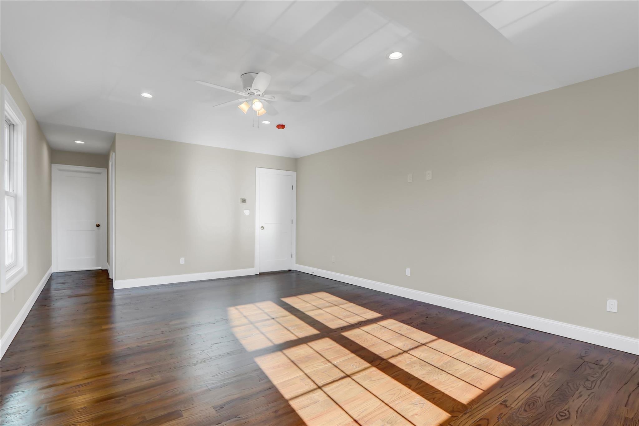 Single Family Hickory  Nassau County, NY 11709, MLS-824639-19