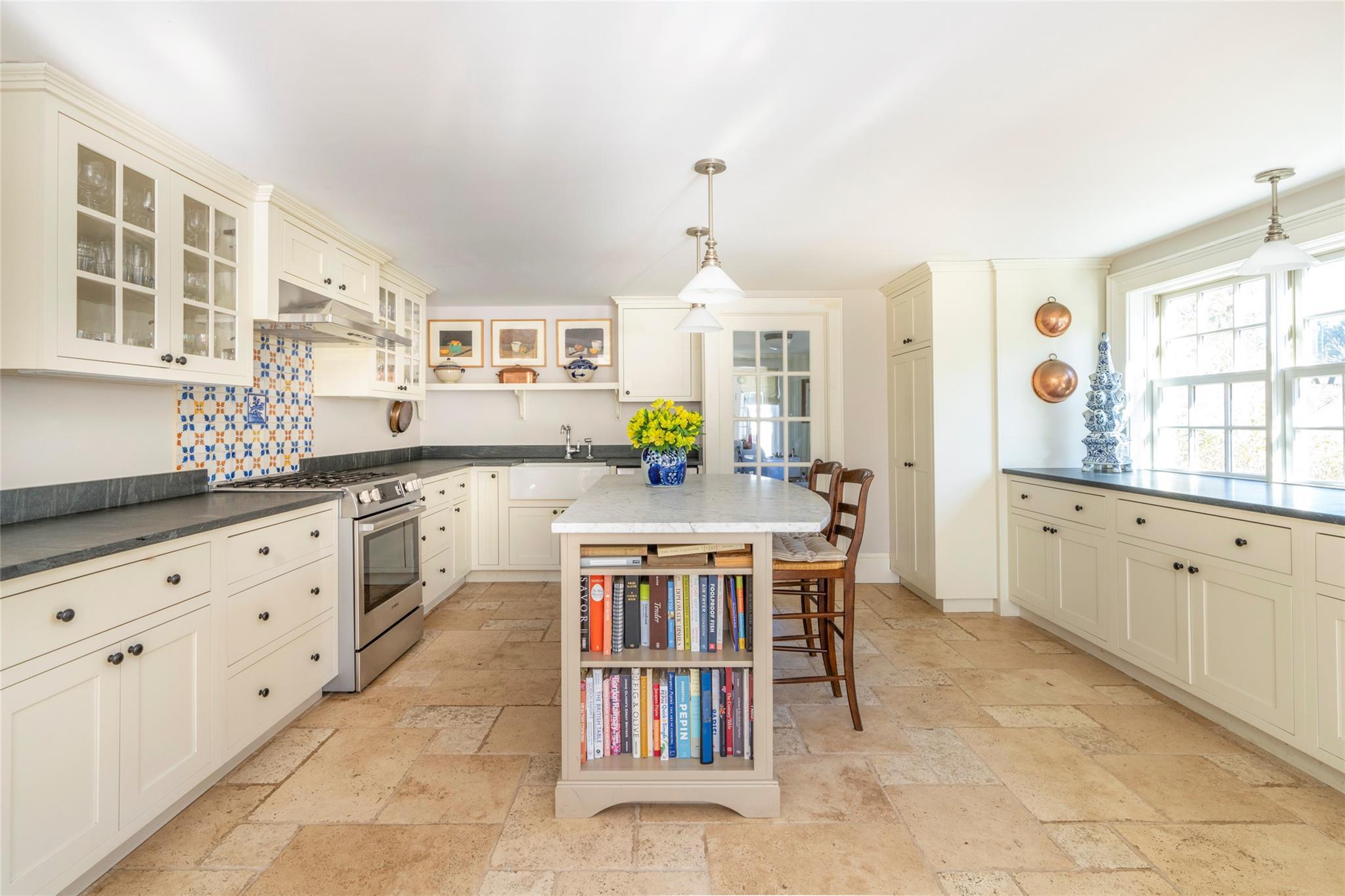 Single Family Verbank  Dutchess County, NY 12545, MLS-824808-16