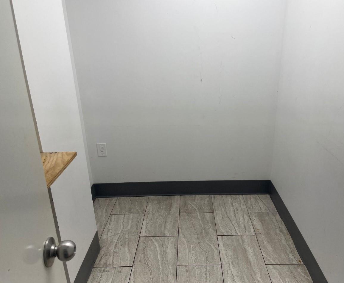 Commercial Lease Manor  Bronx, NY 10472, MLS-824828-12
