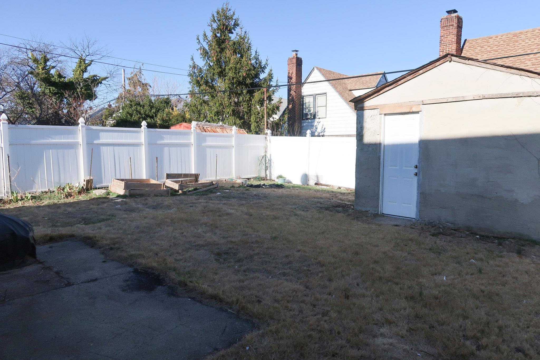 Single Family 209th  Queens, NY 11411, MLS-824875-11