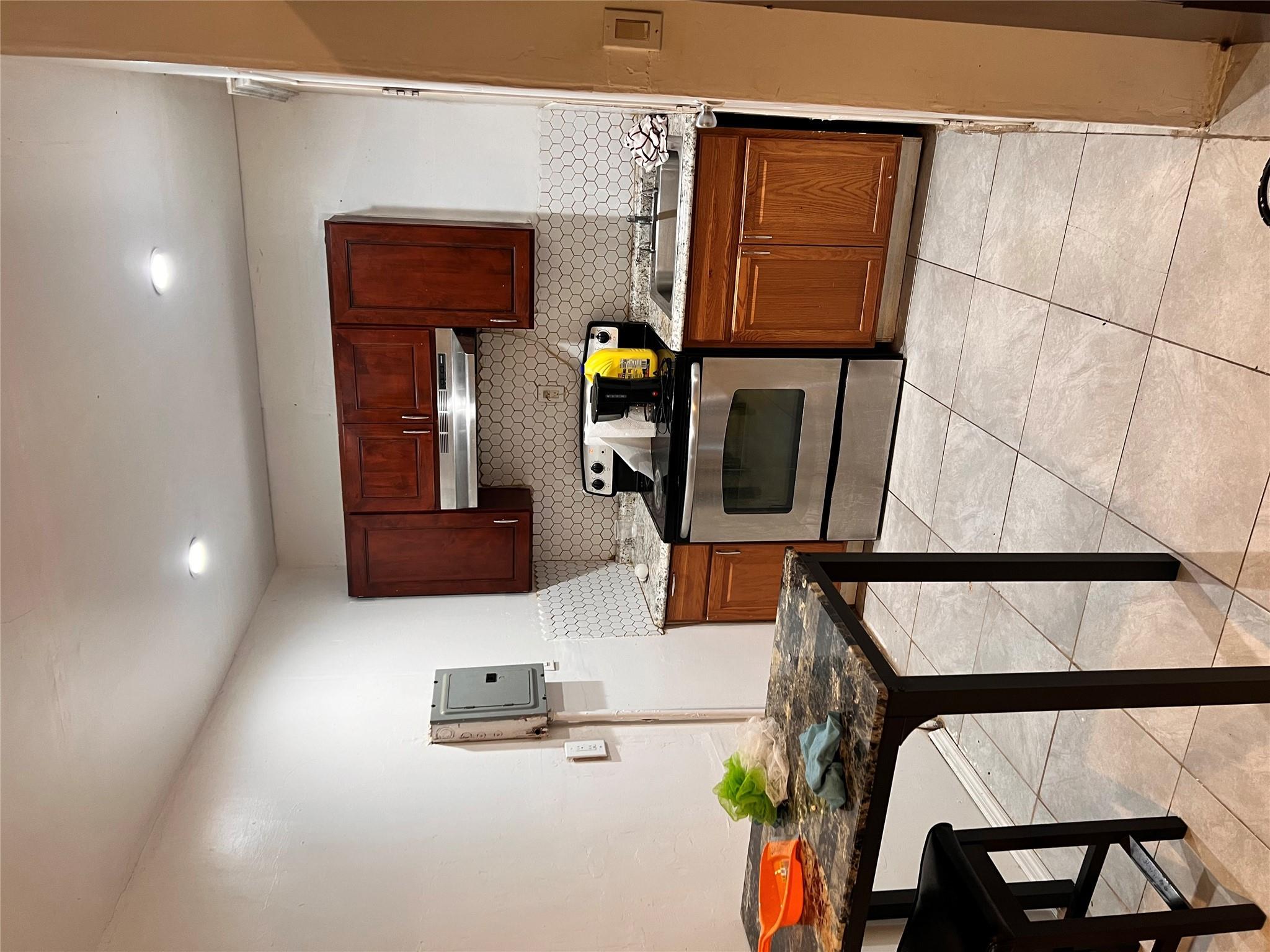 Single Family Hollis  Queens, NY 11412, MLS-824887-14