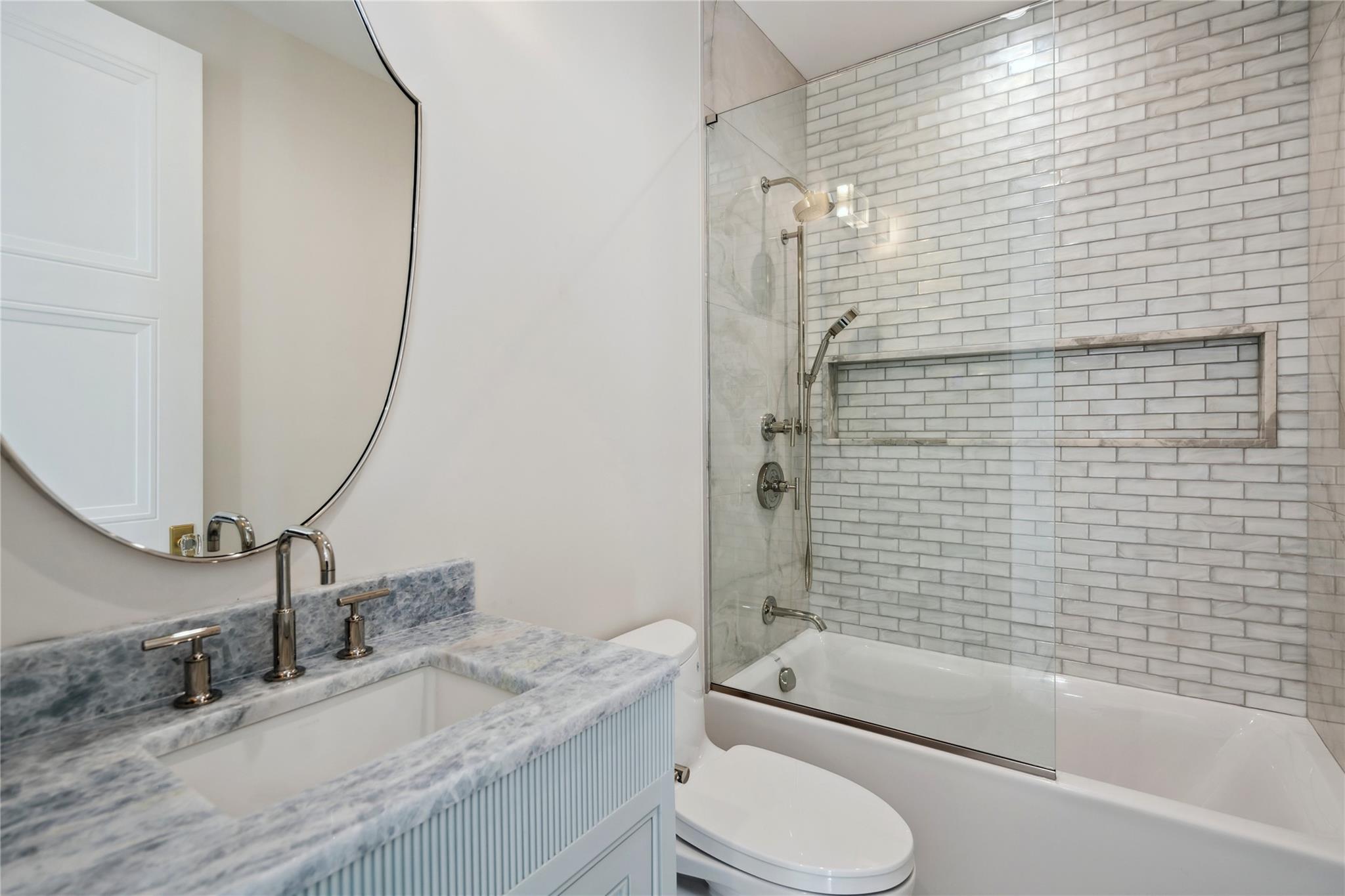 Single Family Longridge  Nassau County, NY 11545, MLS-824918-22