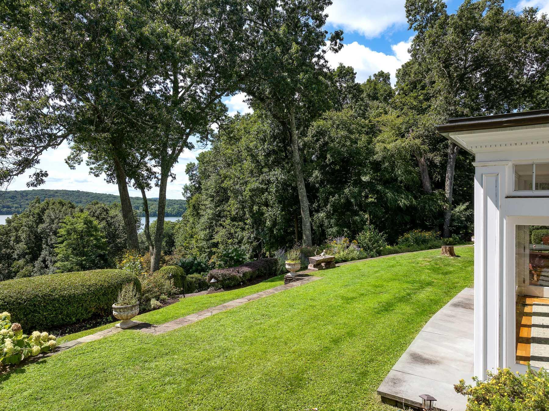 Single Family Titicus  Westchester County, NY 10560, MLS-824928-24