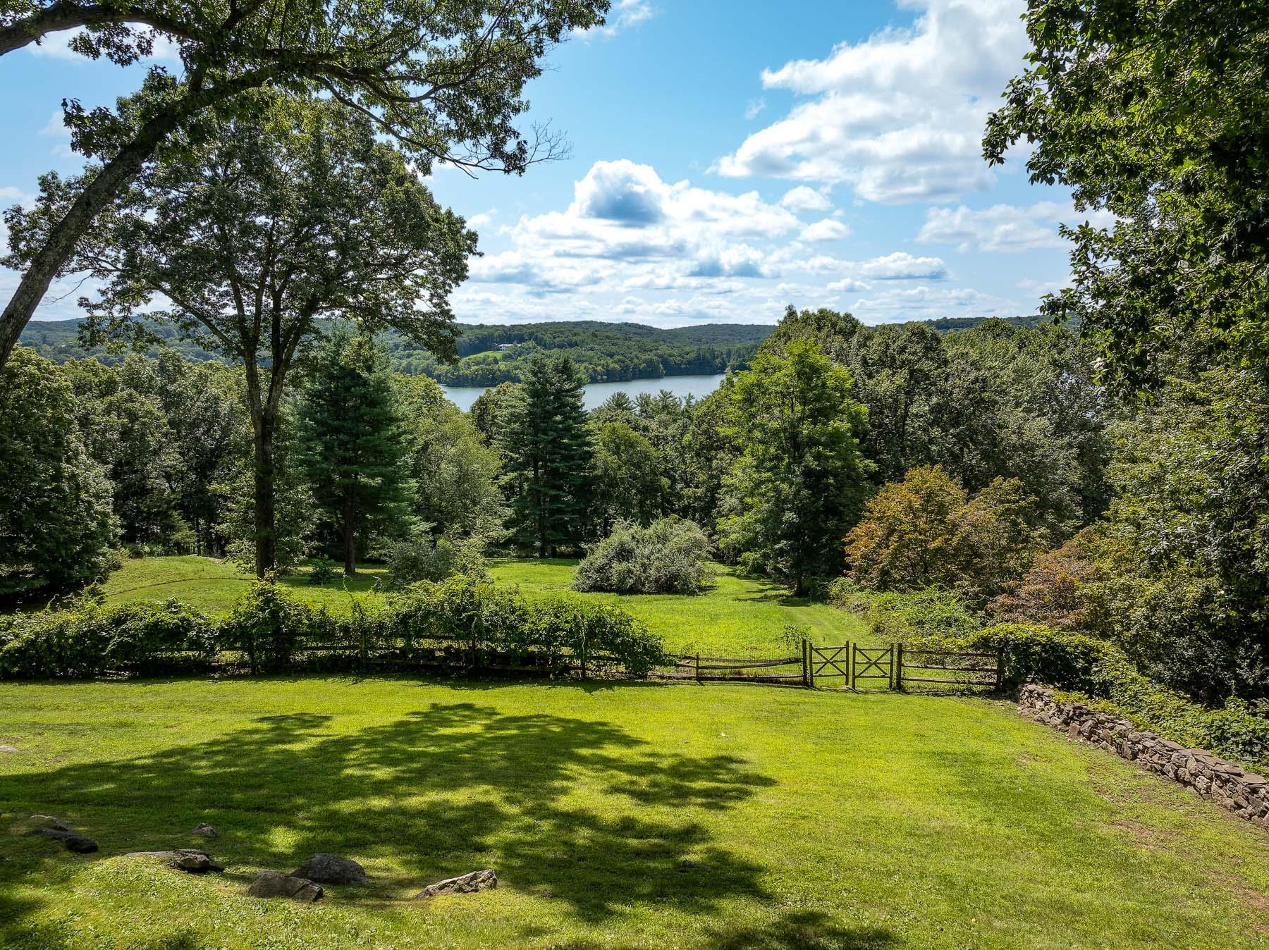 Single Family Titicus  Westchester County, NY 10560, MLS-824928-25