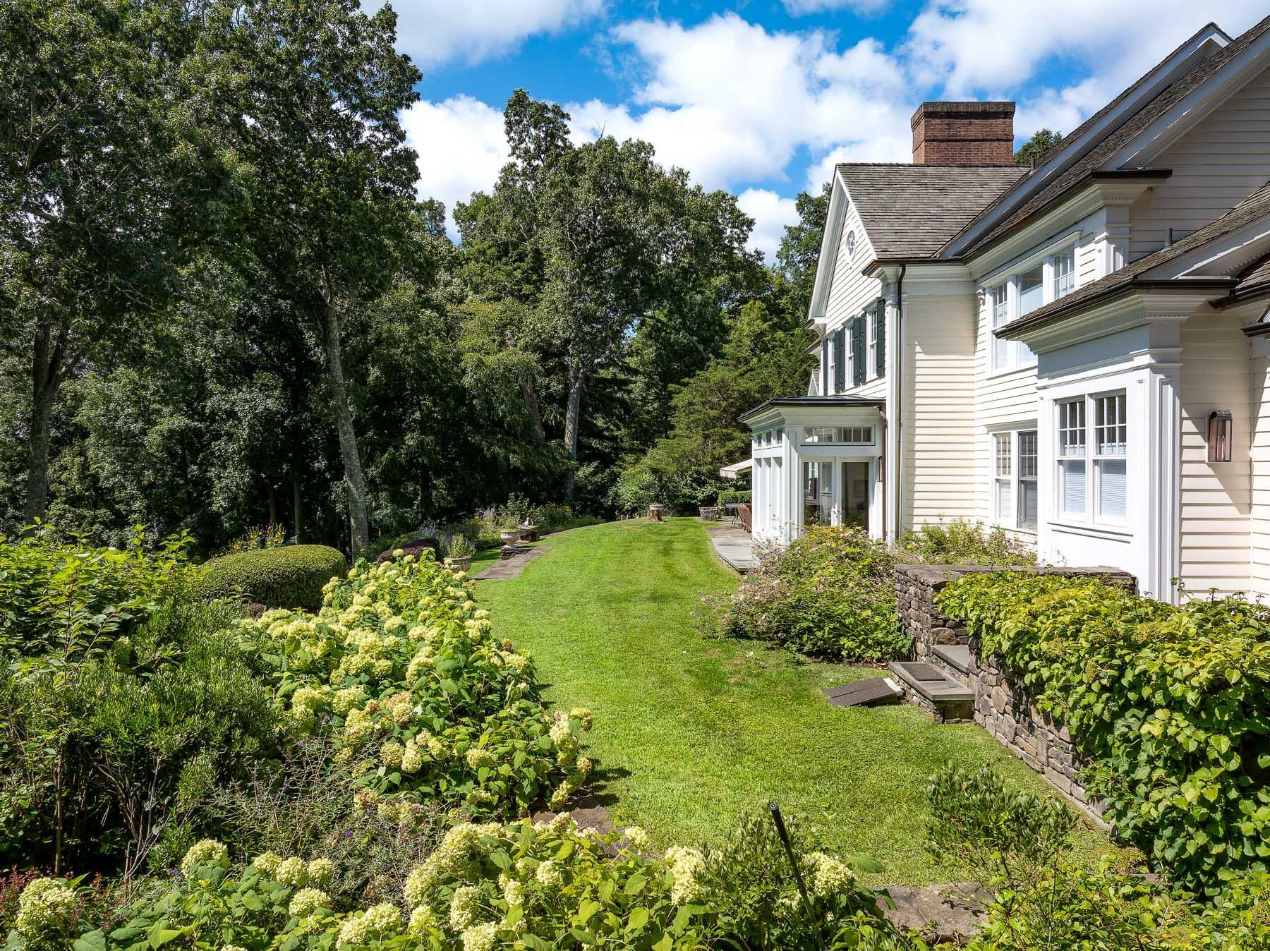 Single Family Titicus  Westchester County, NY 10560, MLS-824928-27
