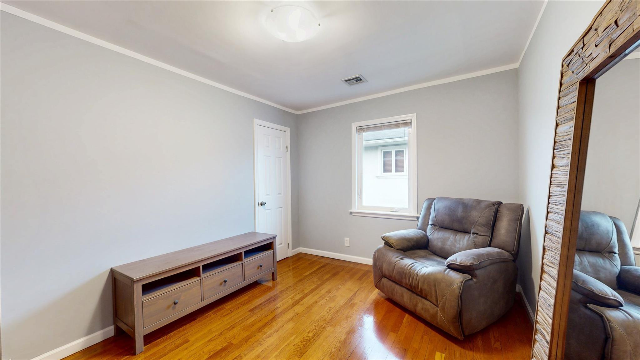 Single Family 90th  Queens, NY 11414, MLS-824950-22