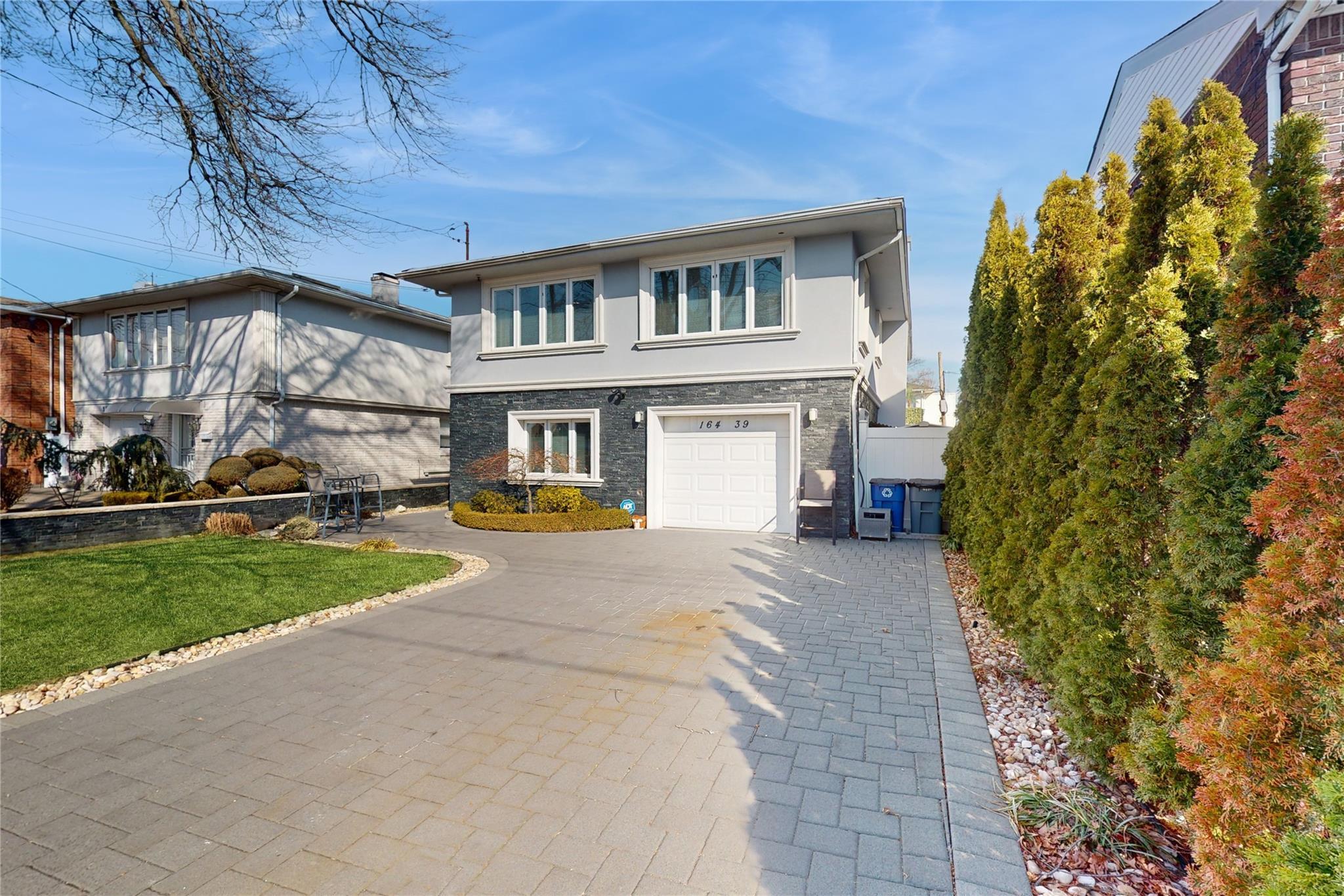 Single Family 90th  Queens, NY 11414, MLS-824950-3
