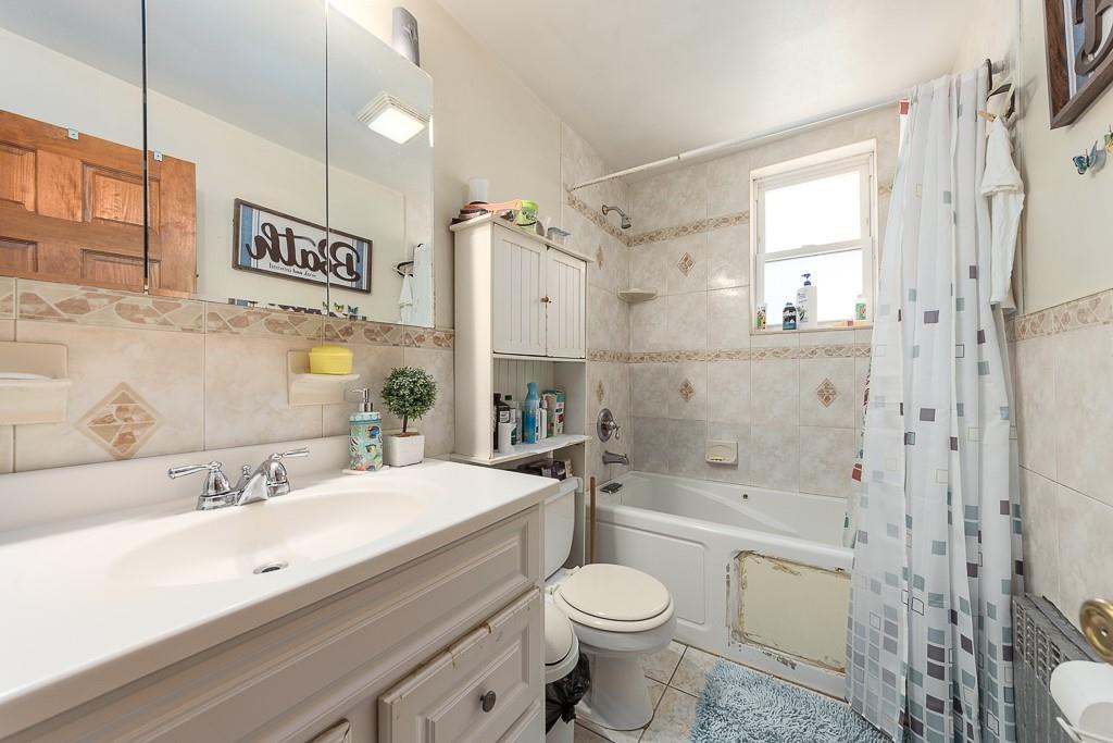 Single Family 110th  Queens, NY 11433, MLS-824994-6