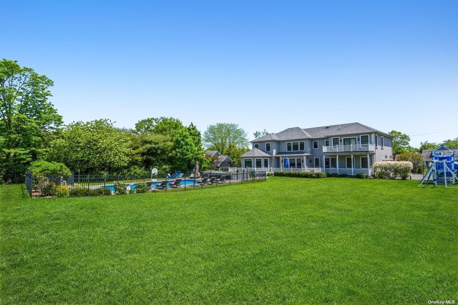Single Family Hewlett Neck  Nassau County, NY 11598, MLS-825060-29