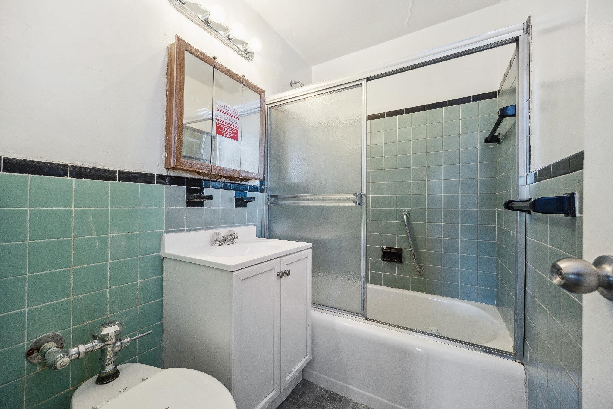 Coop Grand Concourse  Bronx, NY 10468, MLS-825129-12