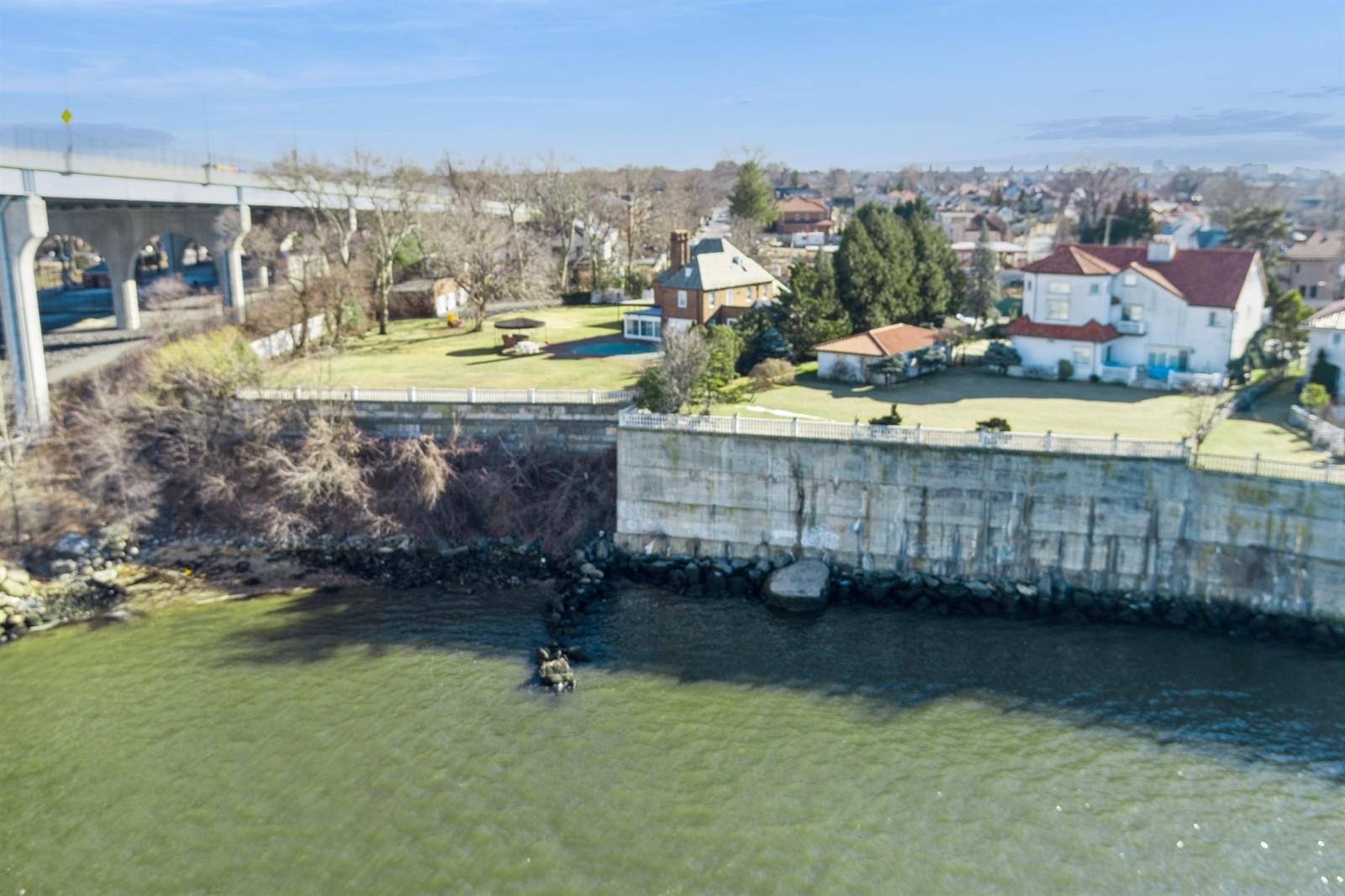 Single Family Malba  Queens, NY 11357, MLS-825171-23