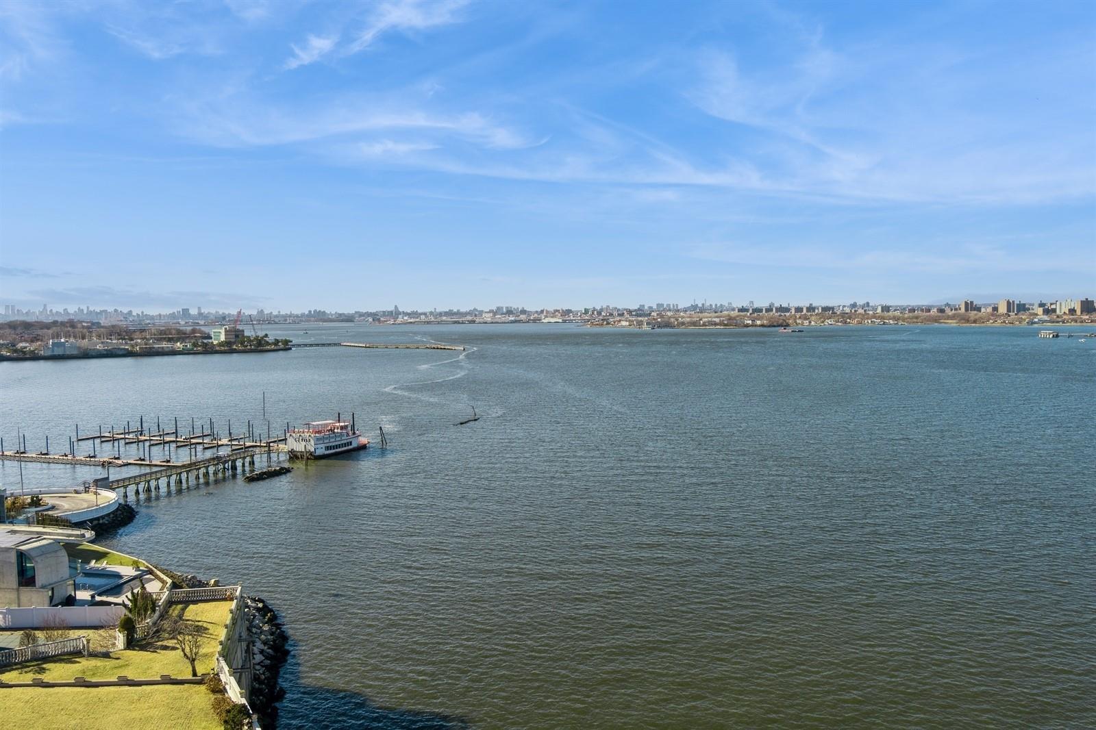 Single Family Malba  Queens, NY 11357, MLS-825171-28