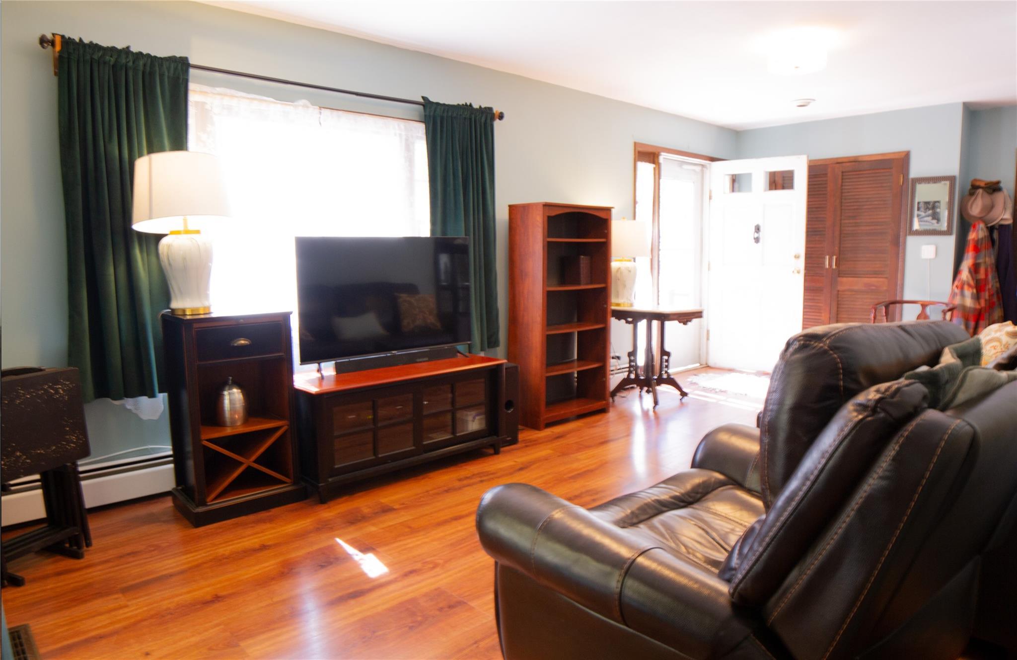 Single Family Woodmont  Dutchess County, NY 12533, MLS-825218-17