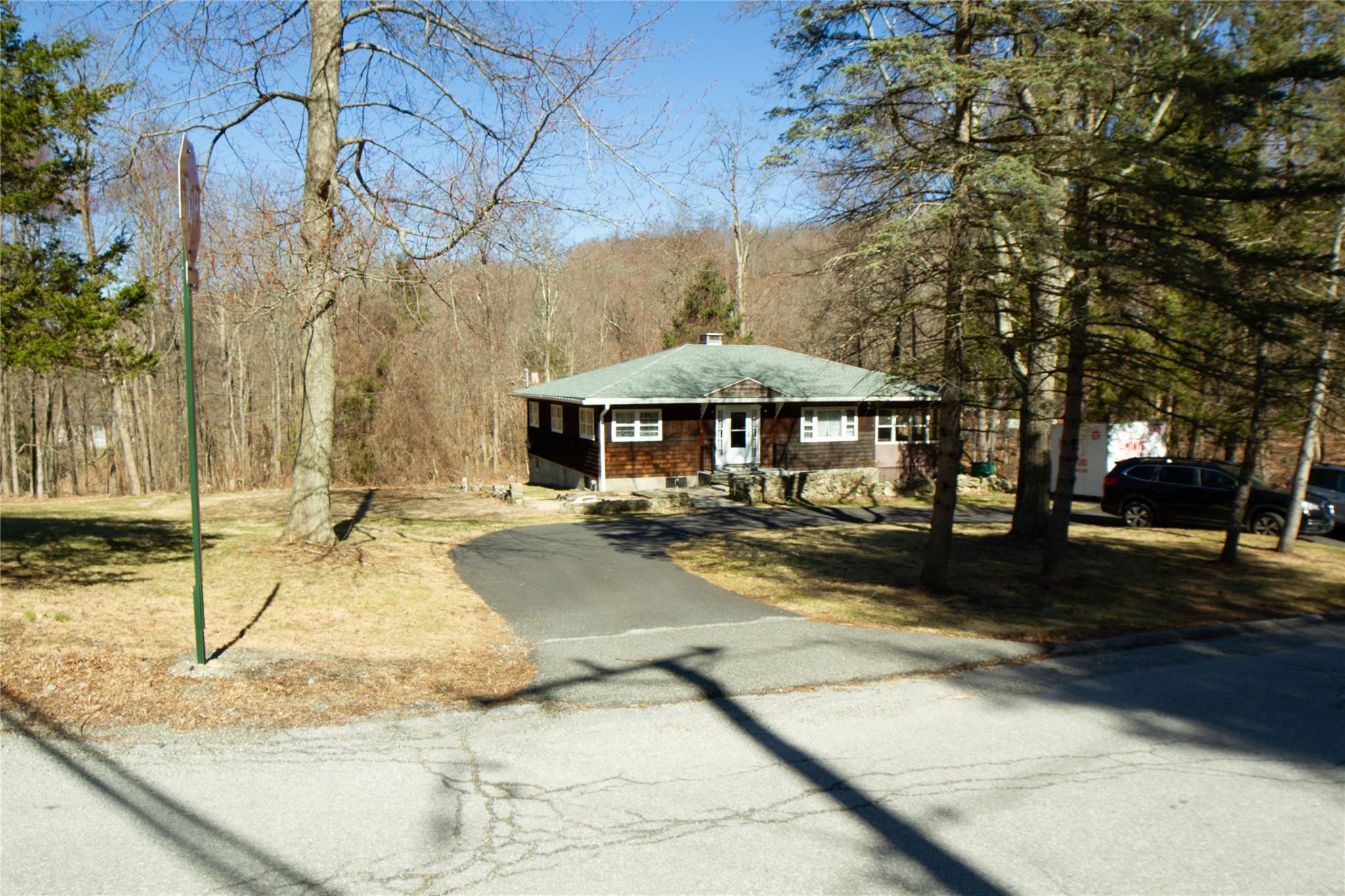 Single Family Woodmont  Dutchess County, NY 12533, MLS-825218-3