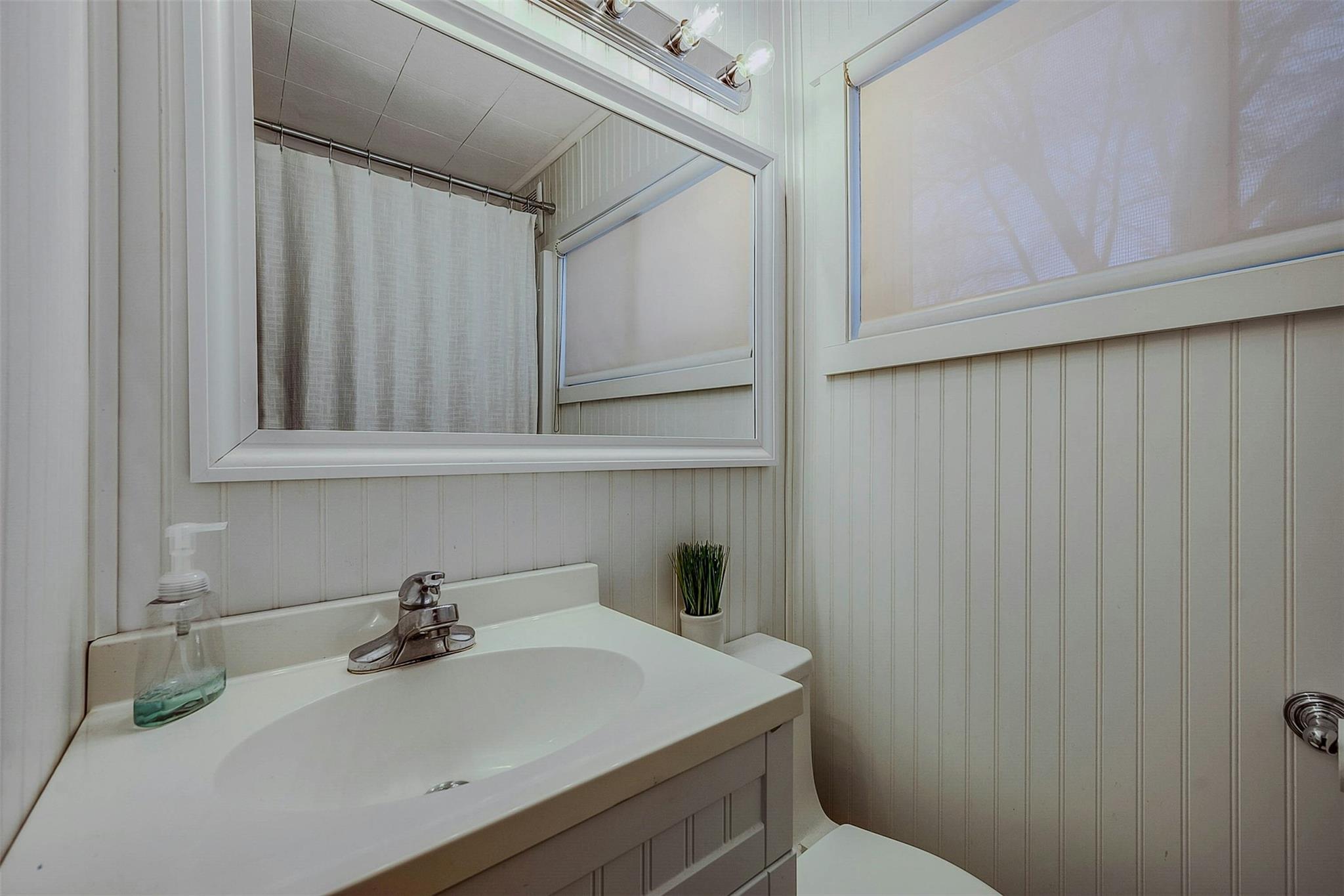 Single Family Royal  Suffolk County, NY 11901, MLS-825244-17