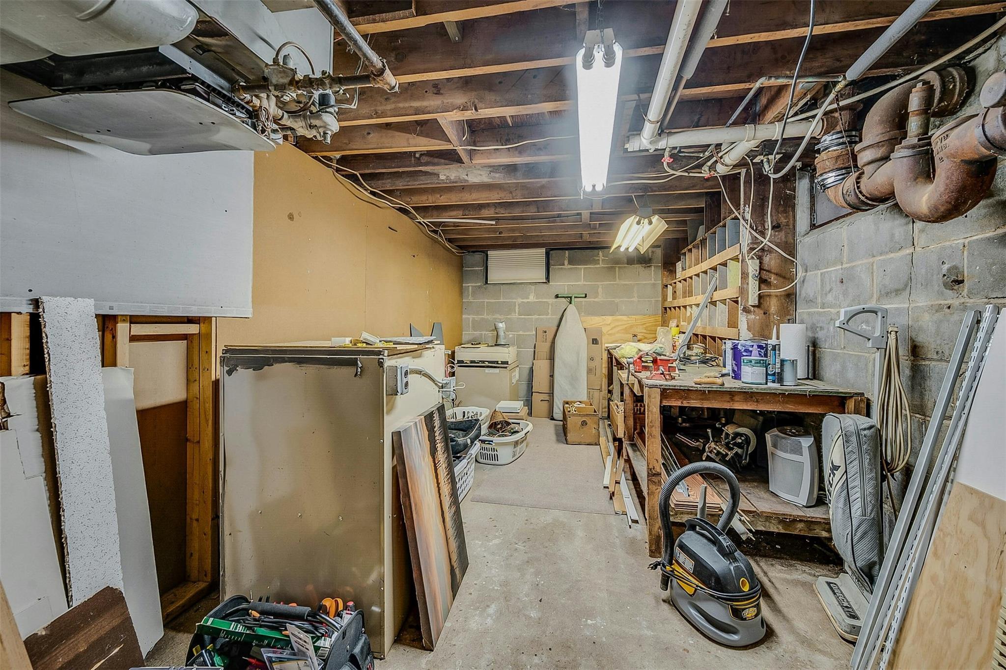 Single Family Royal  Suffolk County, NY 11901, MLS-825244-22