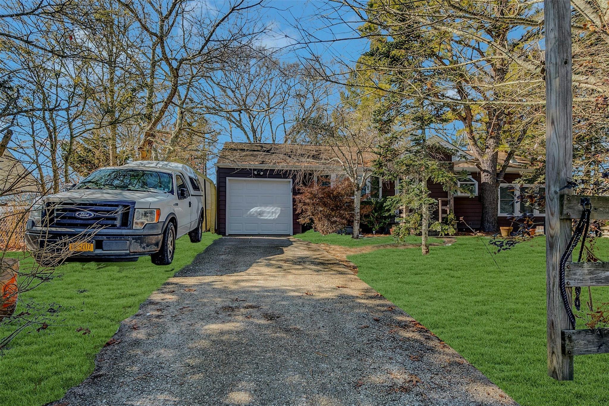 Single Family Royal  Suffolk County, NY 11901, MLS-825244-3