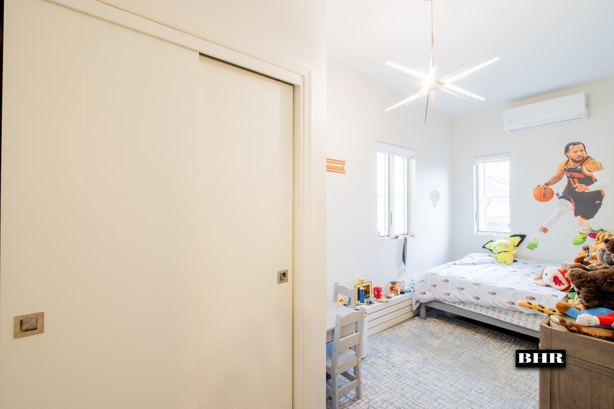 Single Family Norfolk  Brooklyn, NY 11235, MLS-825264-18