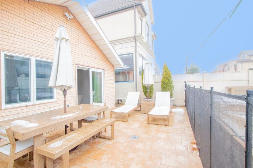 Single Family Norfolk  Brooklyn, NY 11235, MLS-825264-22
