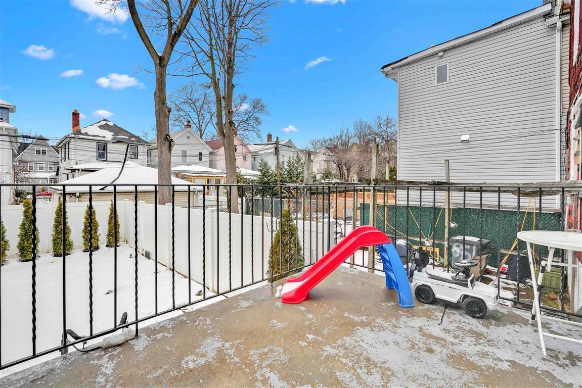 Single Family 124  Queens, NY 11415, MLS-825267-32