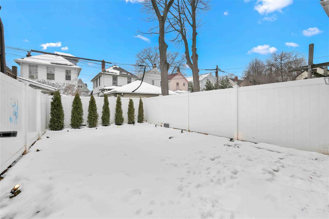Single Family 124  Queens, NY 11415, MLS-825267-34