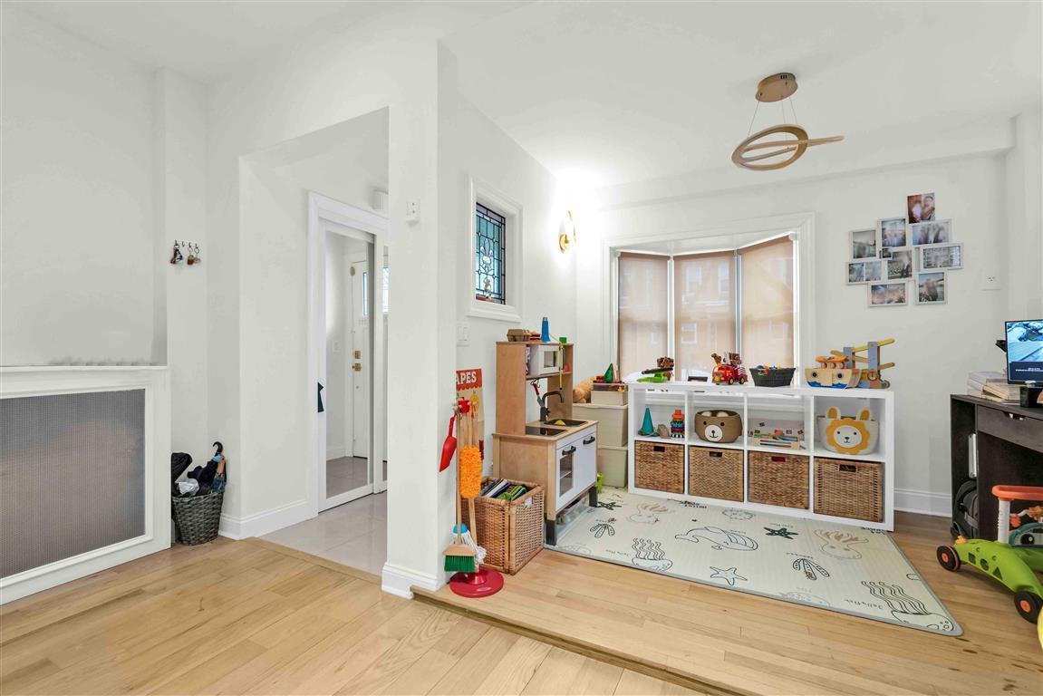 Single Family 124  Queens, NY 11415, MLS-825267-6