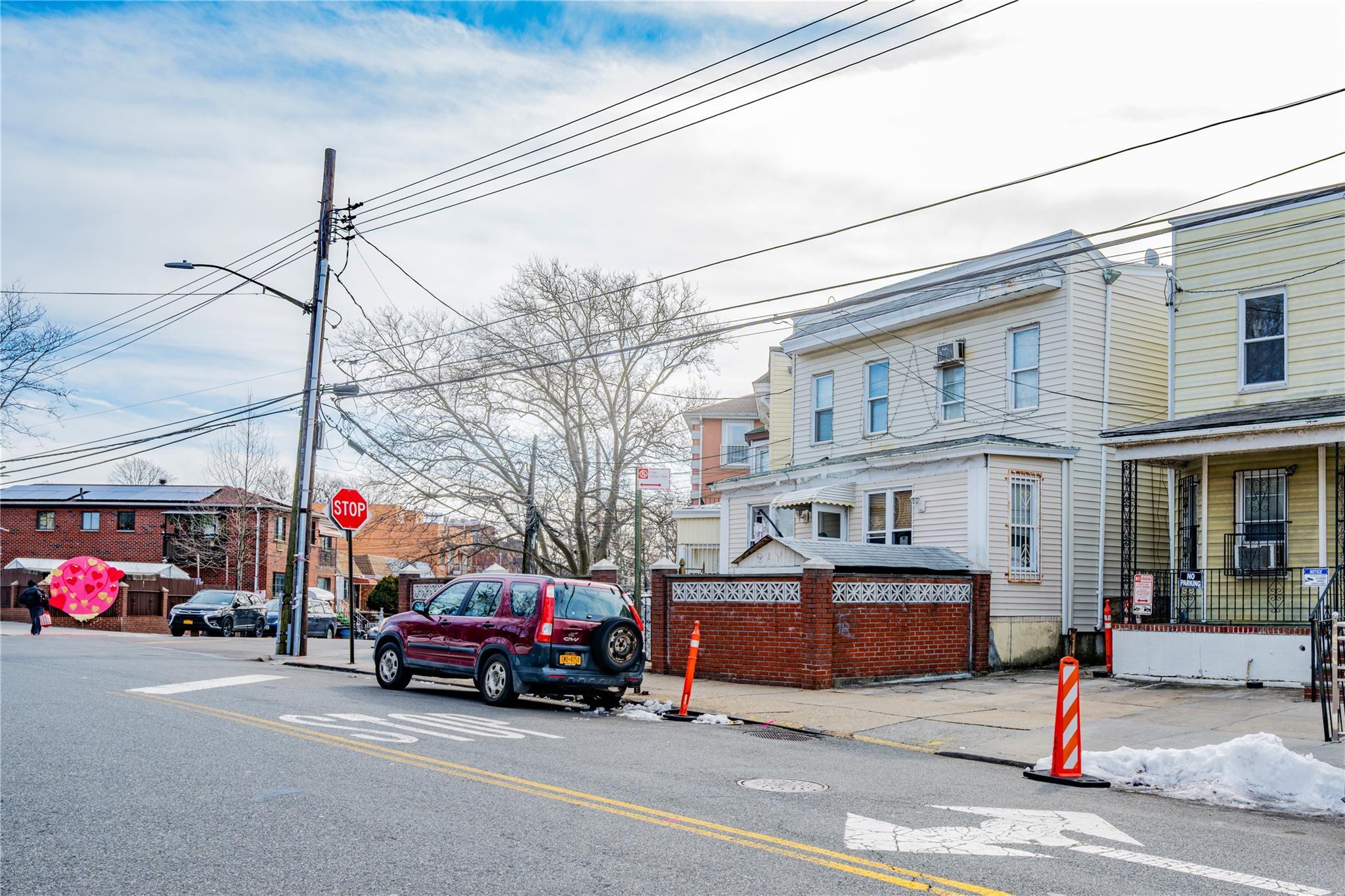 Single Family Alstyne  Queens, NY 11368, MLS-825309-4