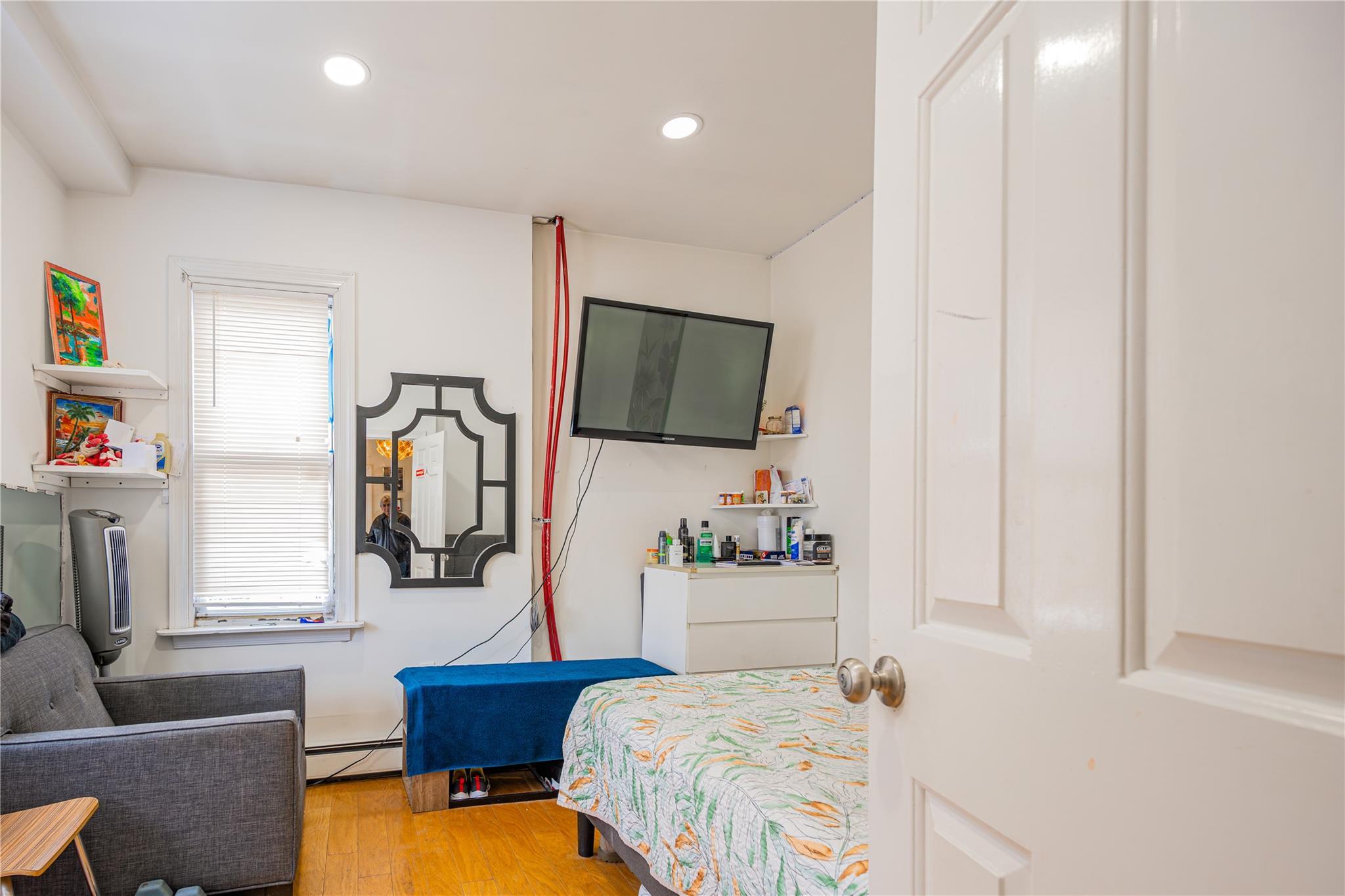 Single Family Alstyne  Queens, NY 11368, MLS-825309-7