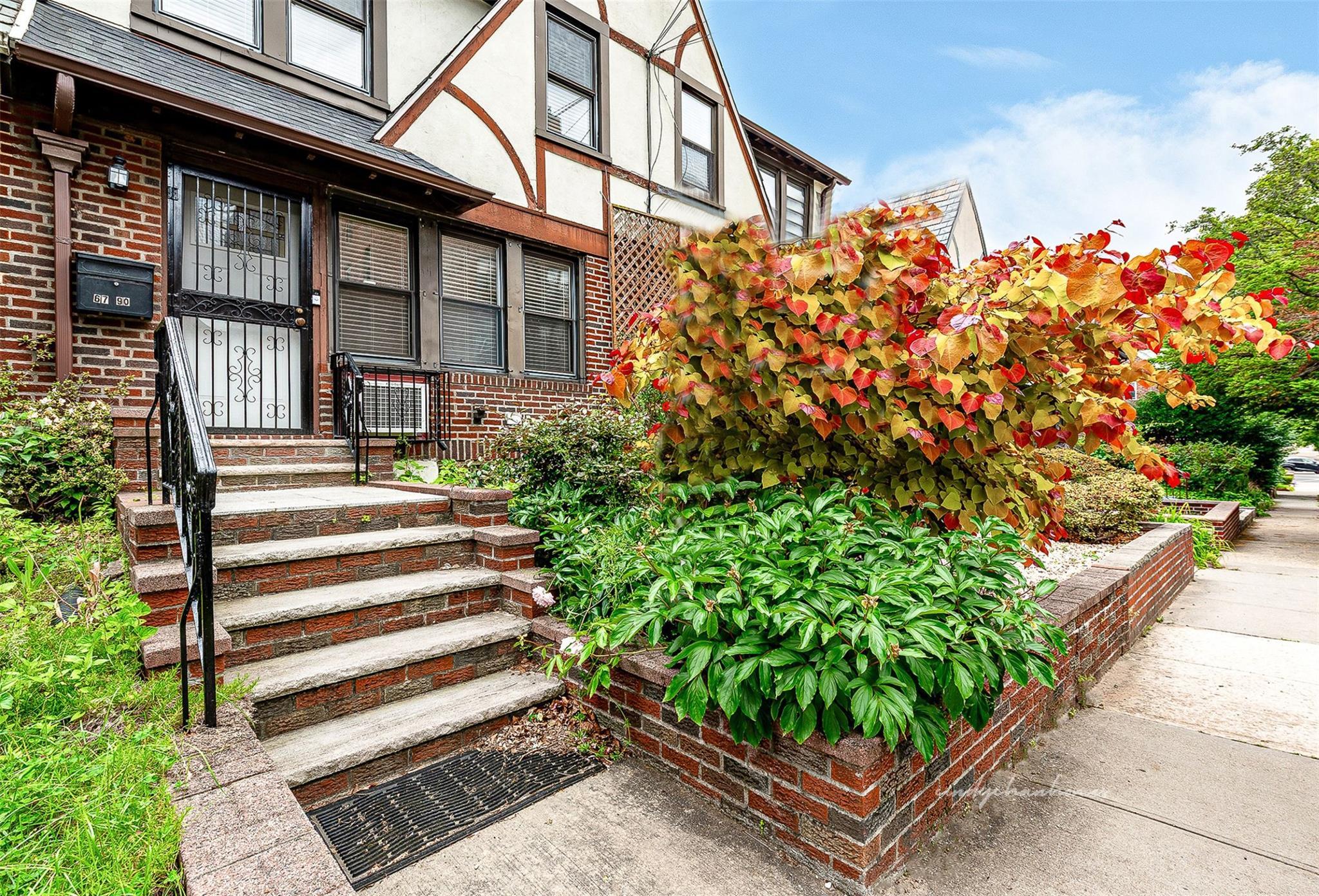 Single Family Clyde  Queens, NY 11375, MLS-825331-2