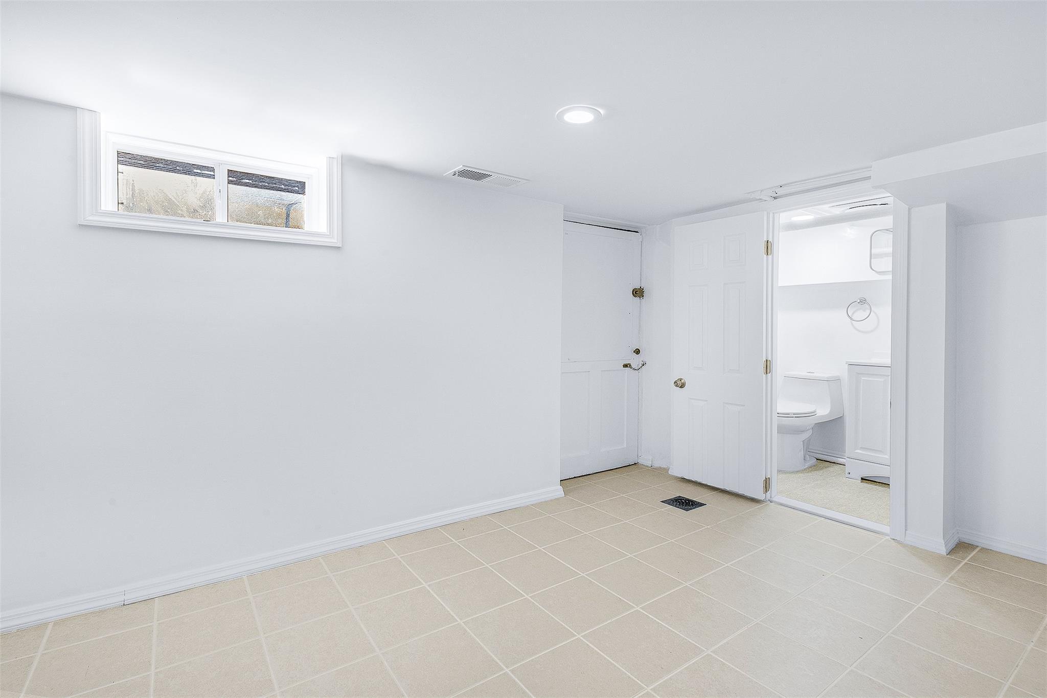 Single Family Clyde  Queens, NY 11375, MLS-825331-34