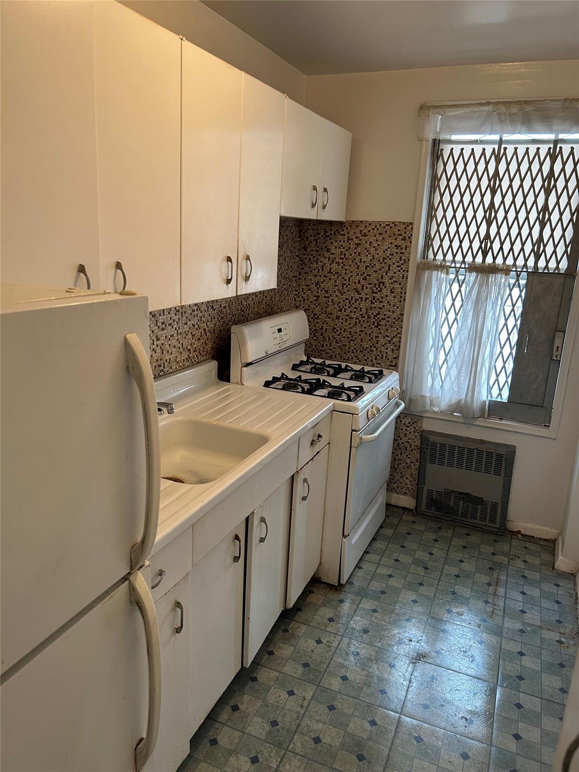 Coop Webster Ave.  Bronx, NY 10470, MLS-825340-5