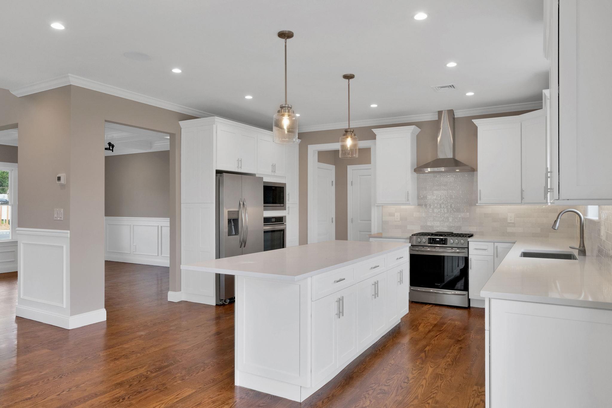 Single Family Sycamore  Suffolk County, NY 11767, MLS-825366-8