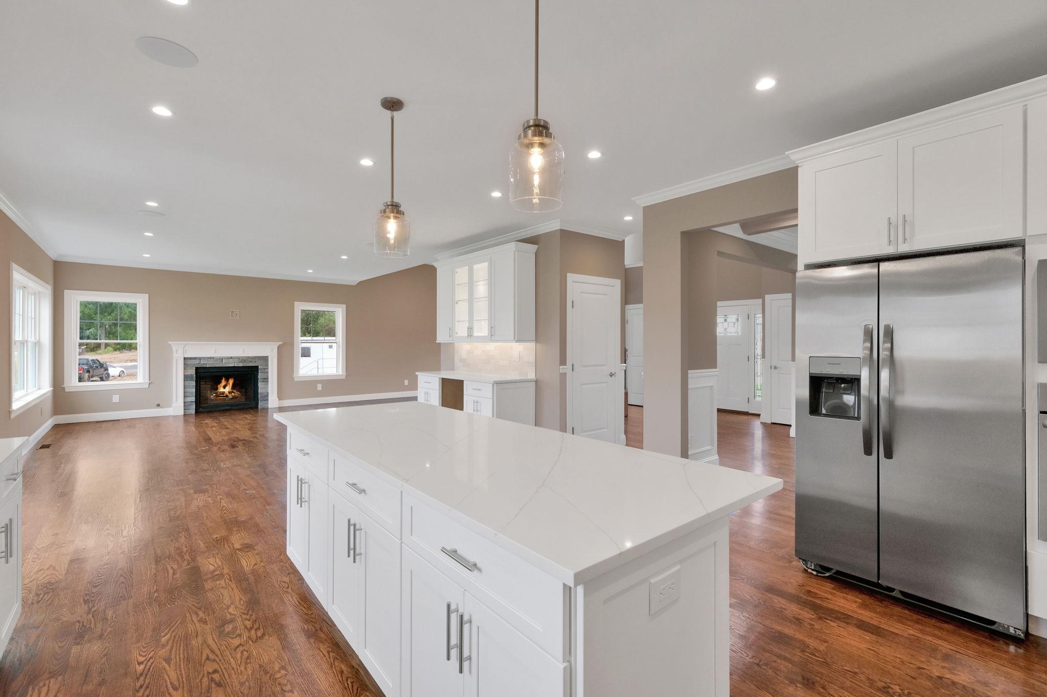 Single Family Sycamore  Suffolk County, NY 11767, MLS-825366-9