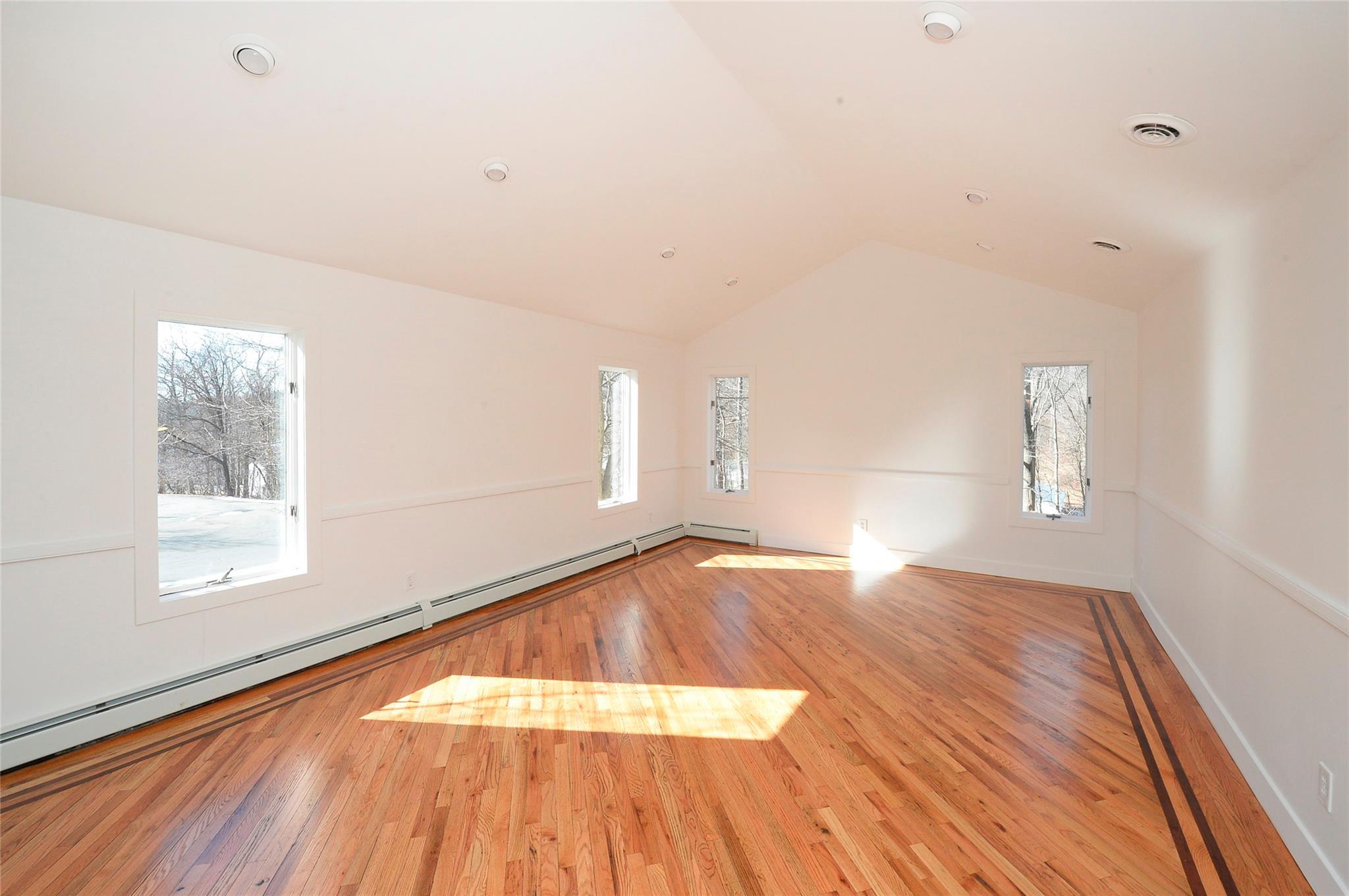 Single Family Kile  Rockland County, NY 10952, MLS-825401-11