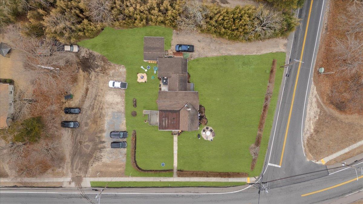 Single Family Ponquogue  Suffolk County, NY 11946, MLS-825496-33