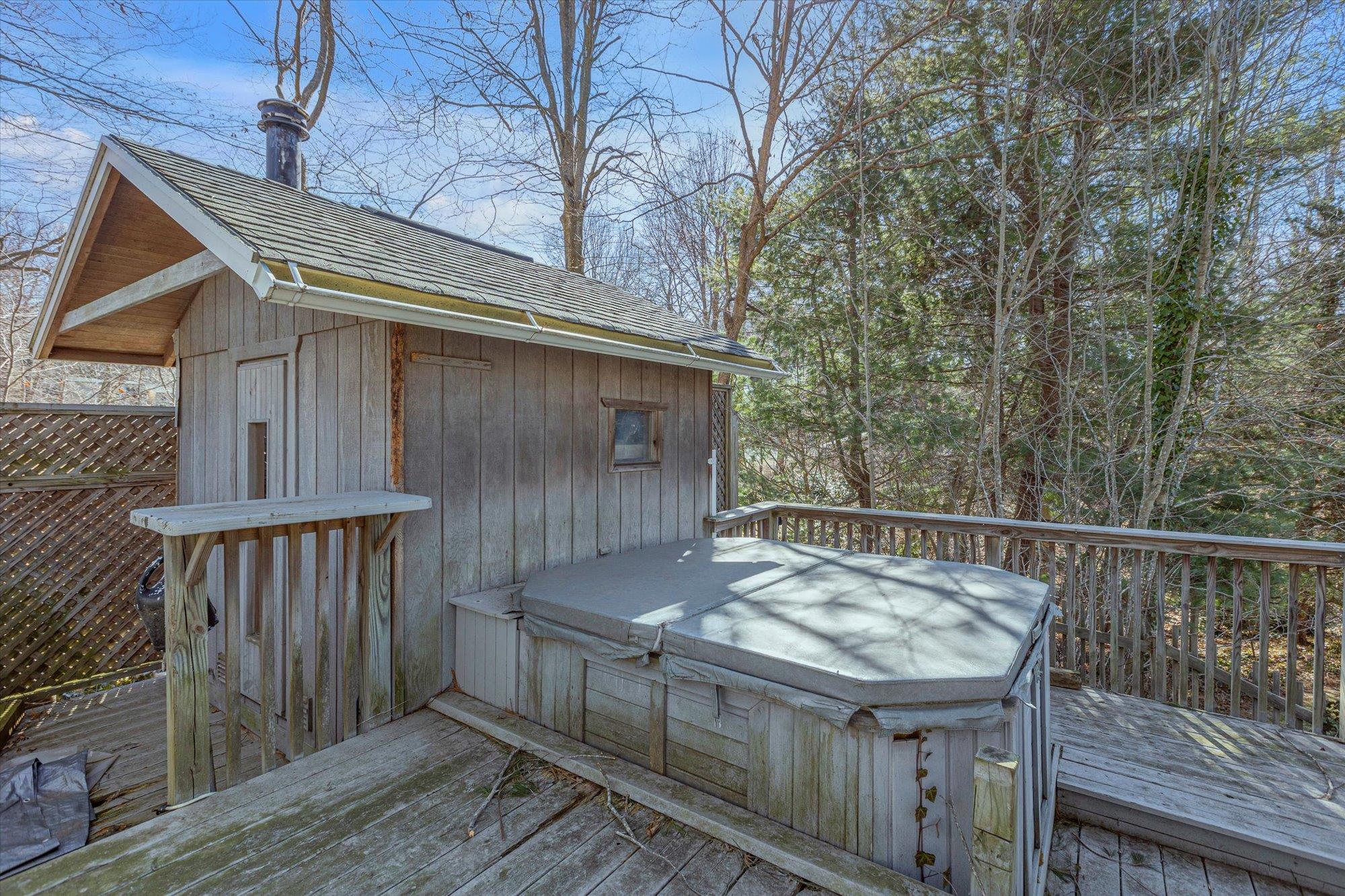 Single Family Linda  Suffolk County, NY 11901, MLS-825550-23
