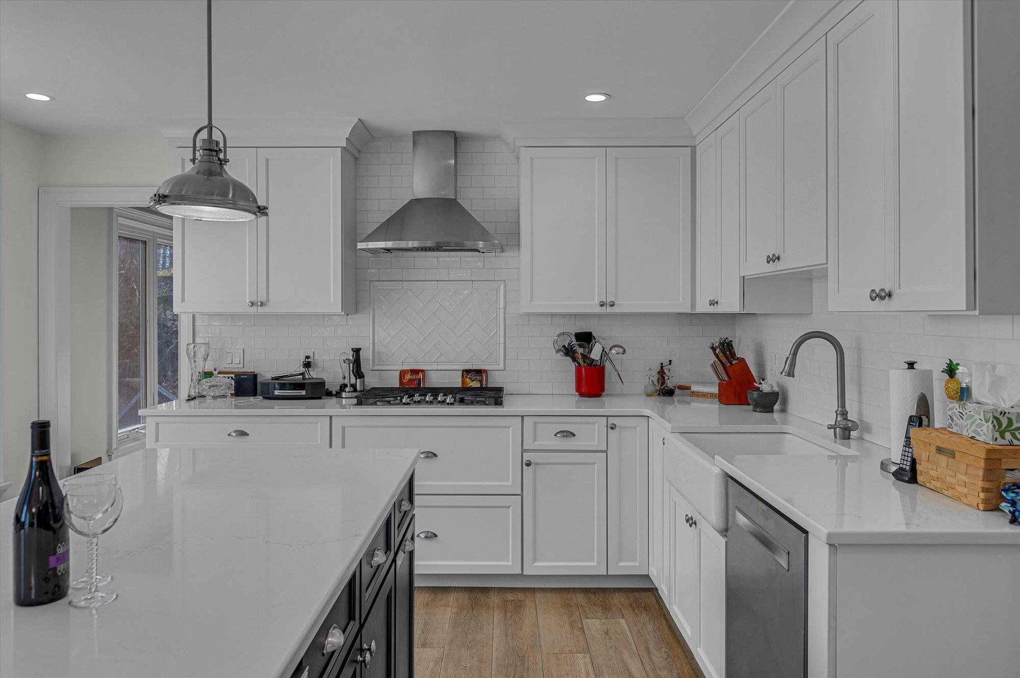 Single Family Linda  Suffolk County, NY 11901, MLS-825550-5